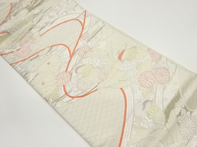 曲線に鴛鴦・菊模様織出し袋帯